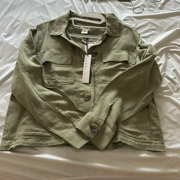 Top - Picture 1 of 5